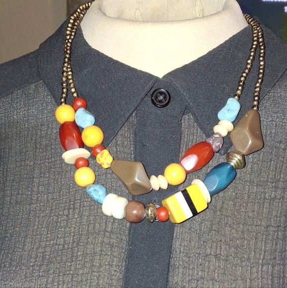 Chunky vintage mixed materials beaded necklace multistrand colorful - Picture 2 of 2